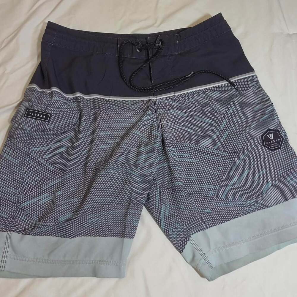 Vissla Oshio Board Shorts Size 30 M114POSH Gray Pattern Surf